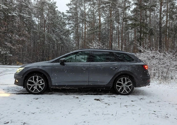 Seat Leon cena 86000 przebieg: 138000, rok produkcji 2018 z Bydgoszcz małe 667